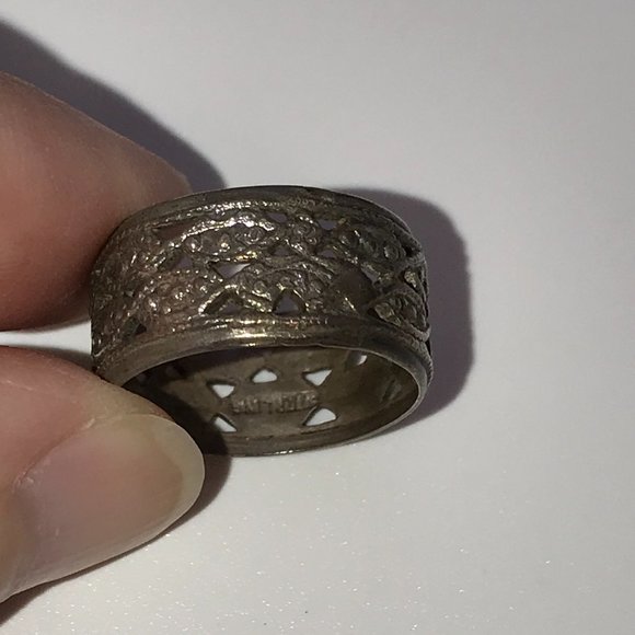 Vintage Wide Band Silver Ring, Size 5 - Picture 4 of 7